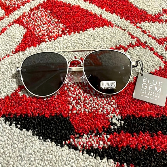 Blue Gem Other - ‼️‼️SALE‼️‼️NWT Blue Gem Sunglasses
